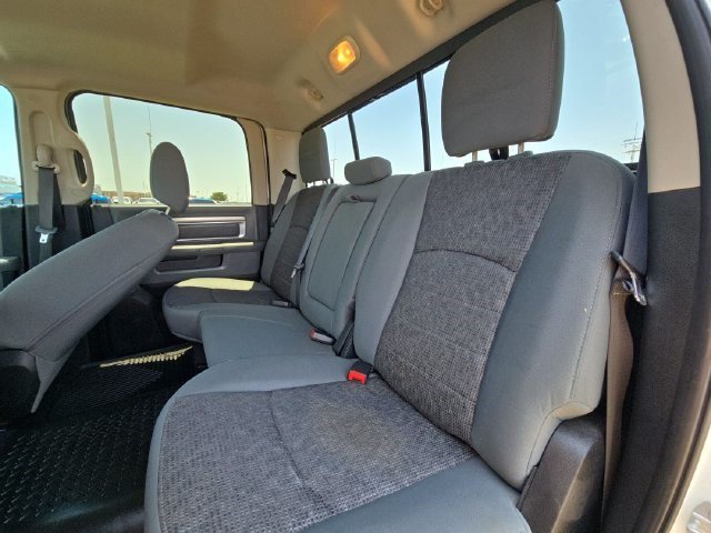 Used 2016 Bright White Clearcoat Ram Lone Star image 25
