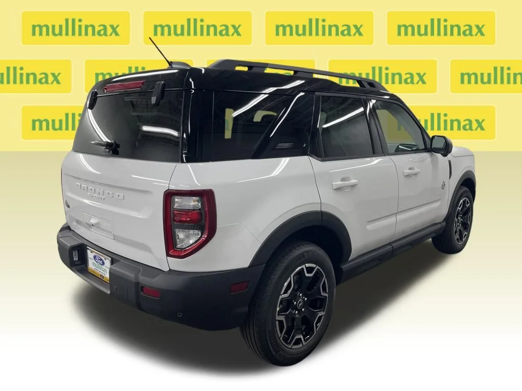 New 2025 White Ford Outer Banks image 3
