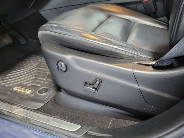 Used 2020 Blue Jeep Limited image 9