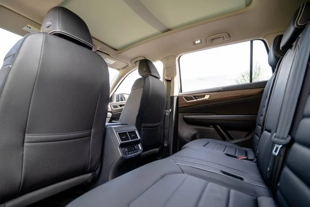 New 2026 Gray Volkswagen 2.0T SEL image 33