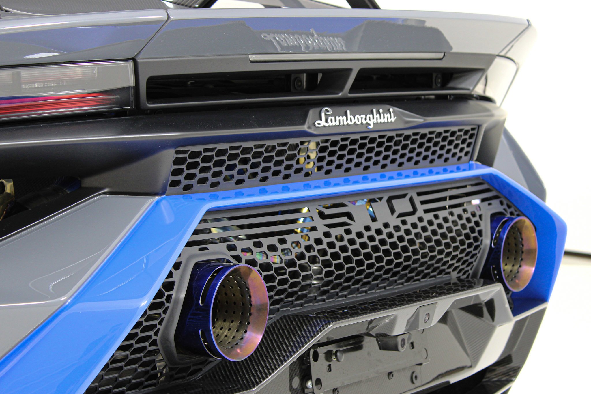 Used 2023 Gray Lamborghini  image 53