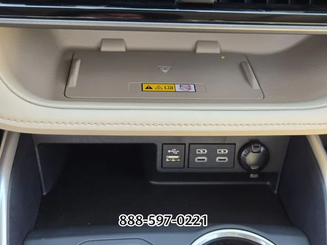 Used 2025 Cypress TOYOTA XLE image 25