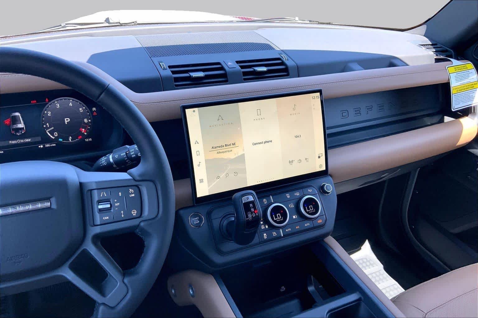 New 2026 Borasco Grey Land Rover X-Dynamic SE image 6