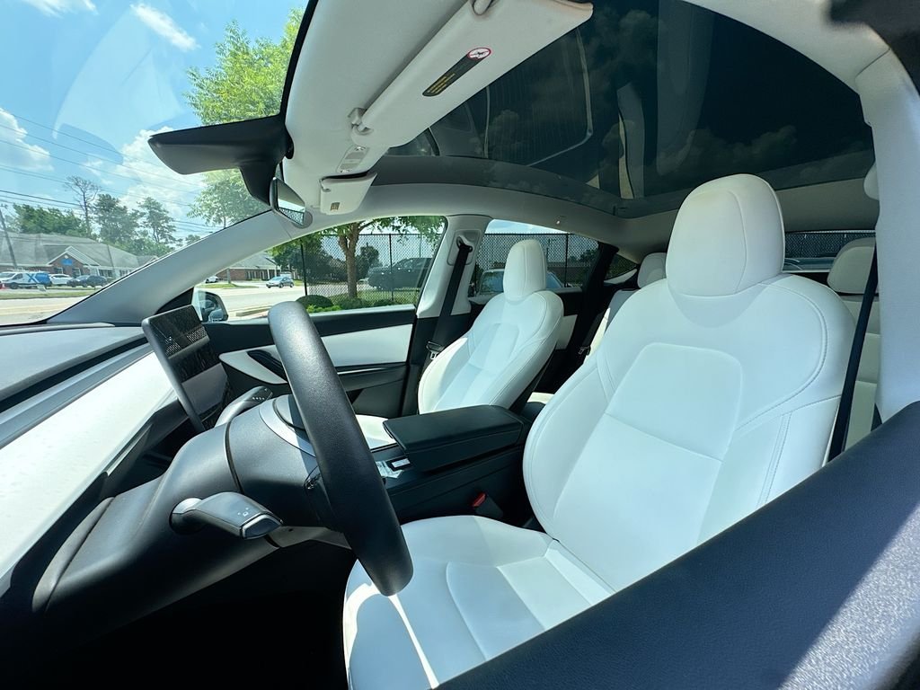 Used 2021 Pearl White Multi-Coat Tesla Performance image 9