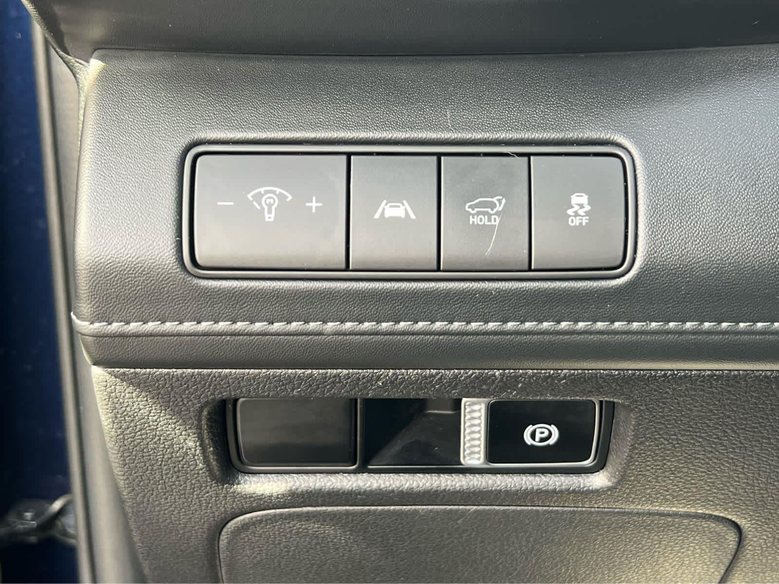 2023 Hyundai Santa Fe Limited HEV - Photo 32
