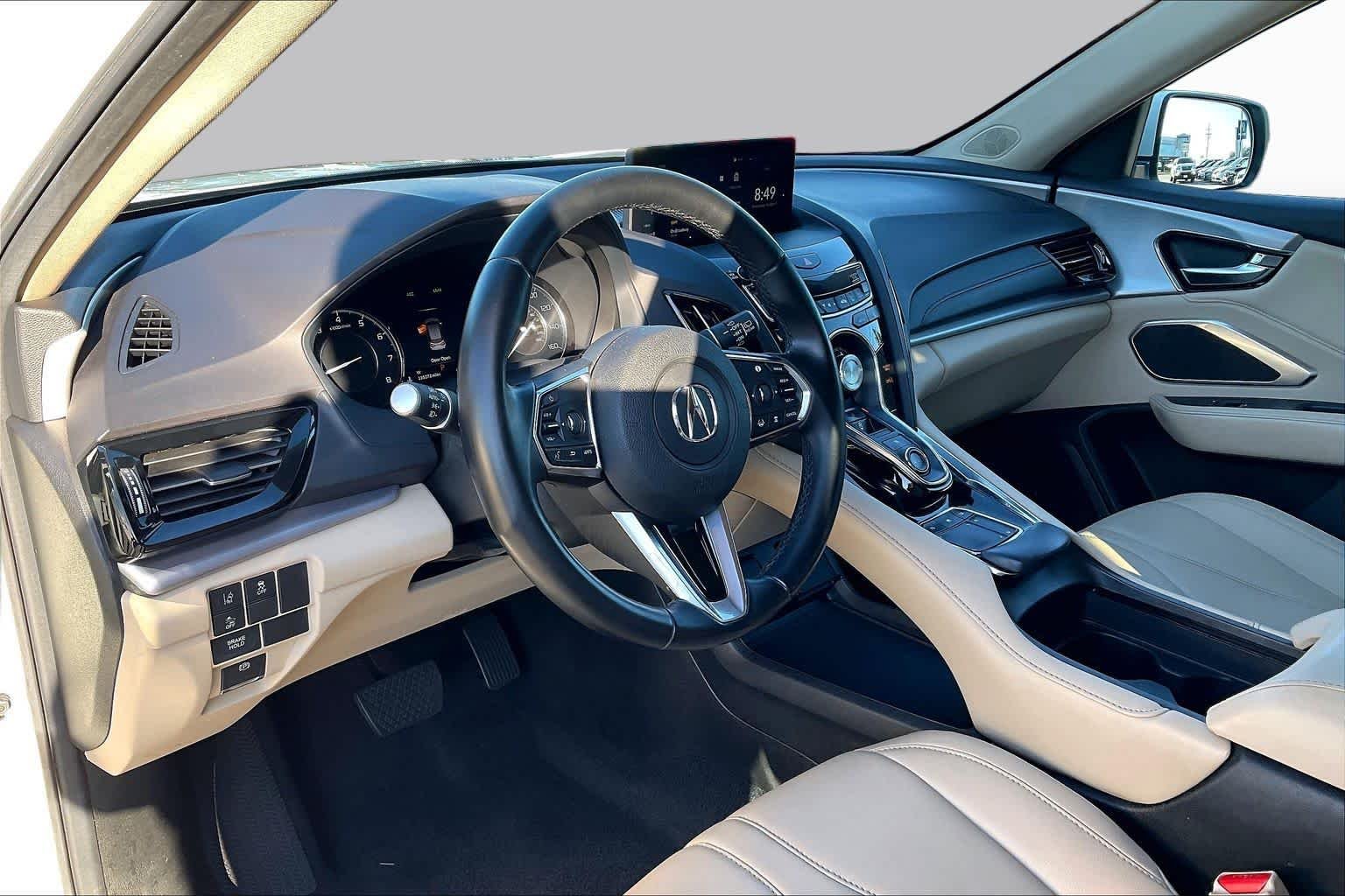 Certified Used 2019 White Diamond Pearl Acura SH-AWD image 17