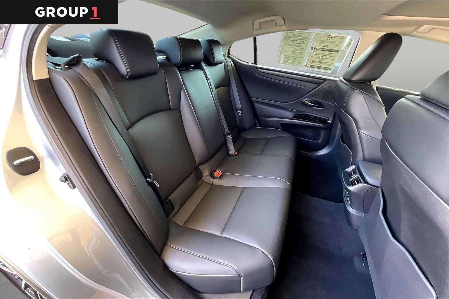 Used 2025 Iridium Lexus  image 17