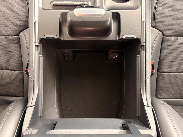 New 2026 Glacier Gray Metallic Tri-Coat Ford Platinum® image 82