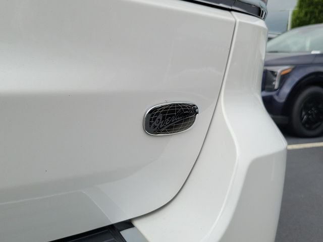 Used 2020 White Jeep Overland image 8