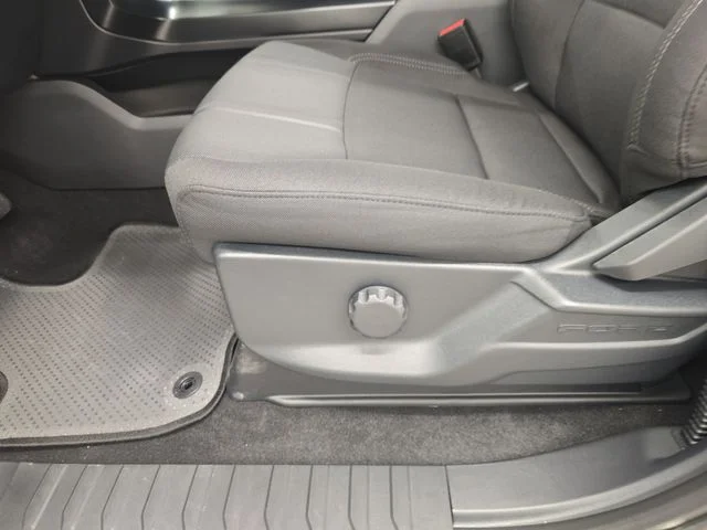 New 2026 Oxford White Ford STX® image 38