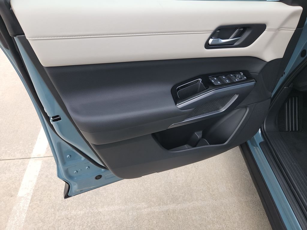 New 2026 Baltic Teal Pearl Nissan SL image 23