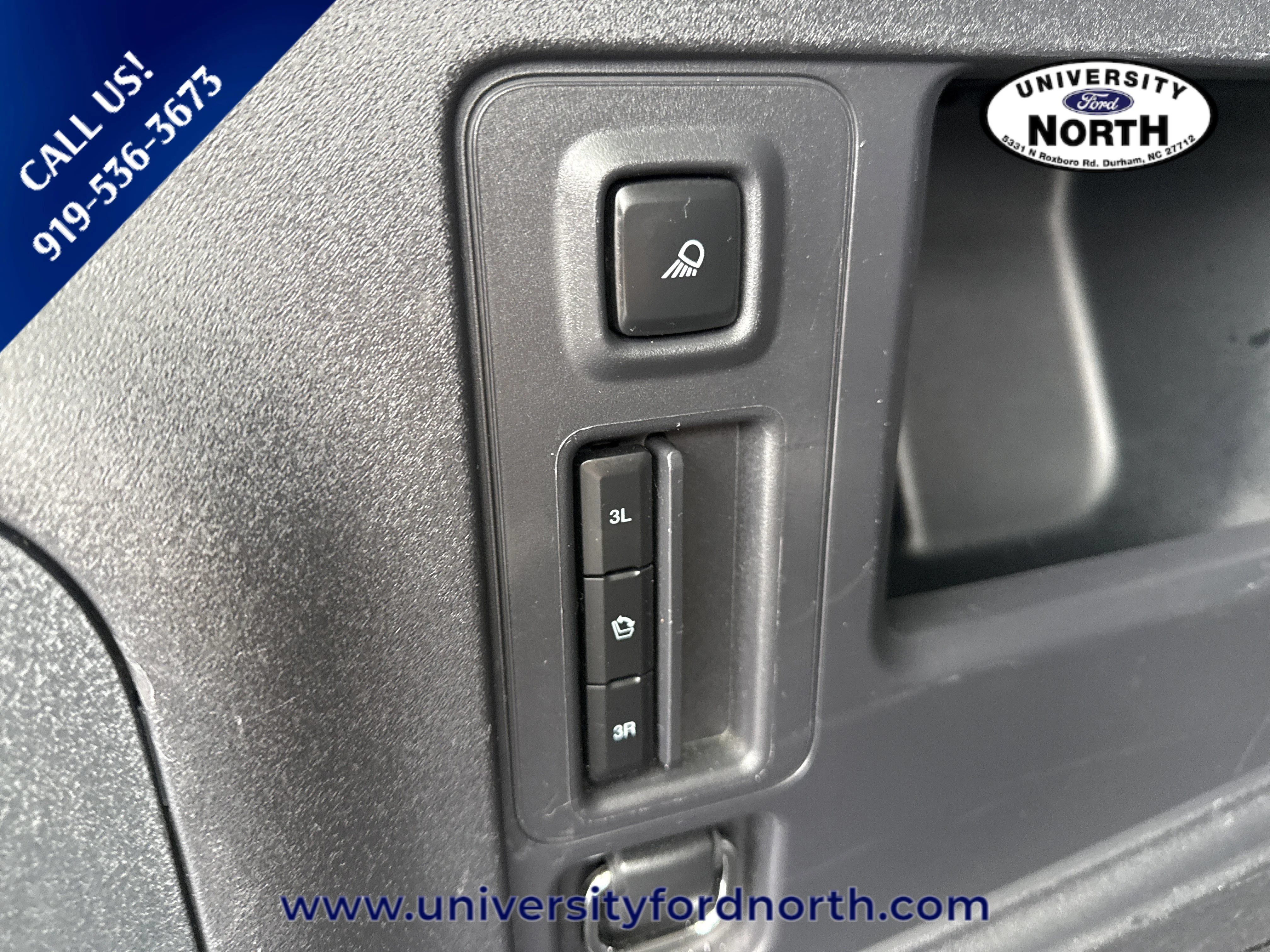 Used 2025 Agate Black Metallic Ford Active image 45