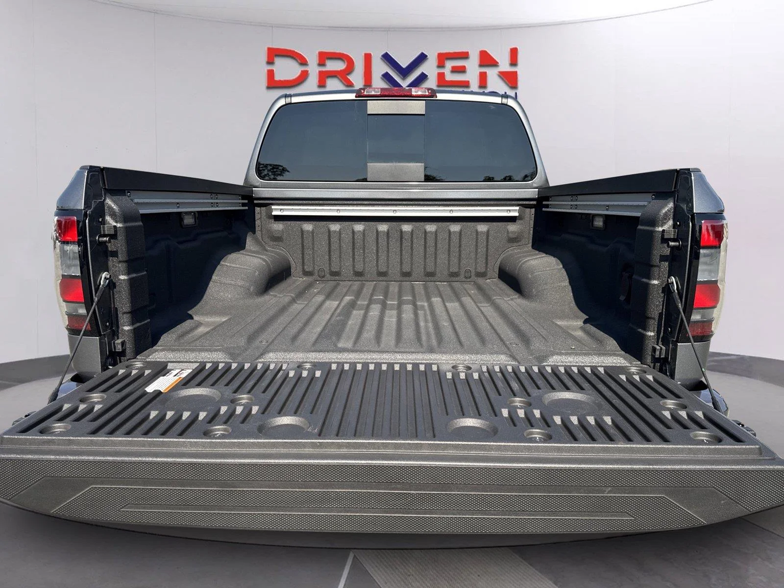 Used 2026 Gun Metallic Nissan PRO-X image 28