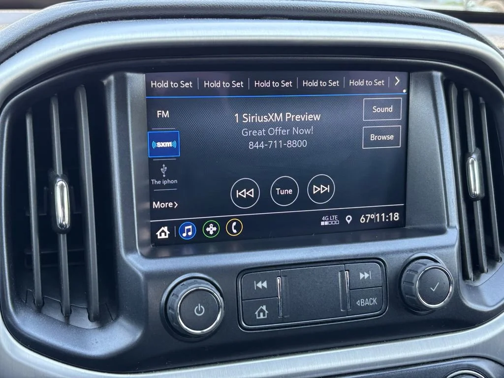 Used 2022 Summit White GMC Elevation image 25