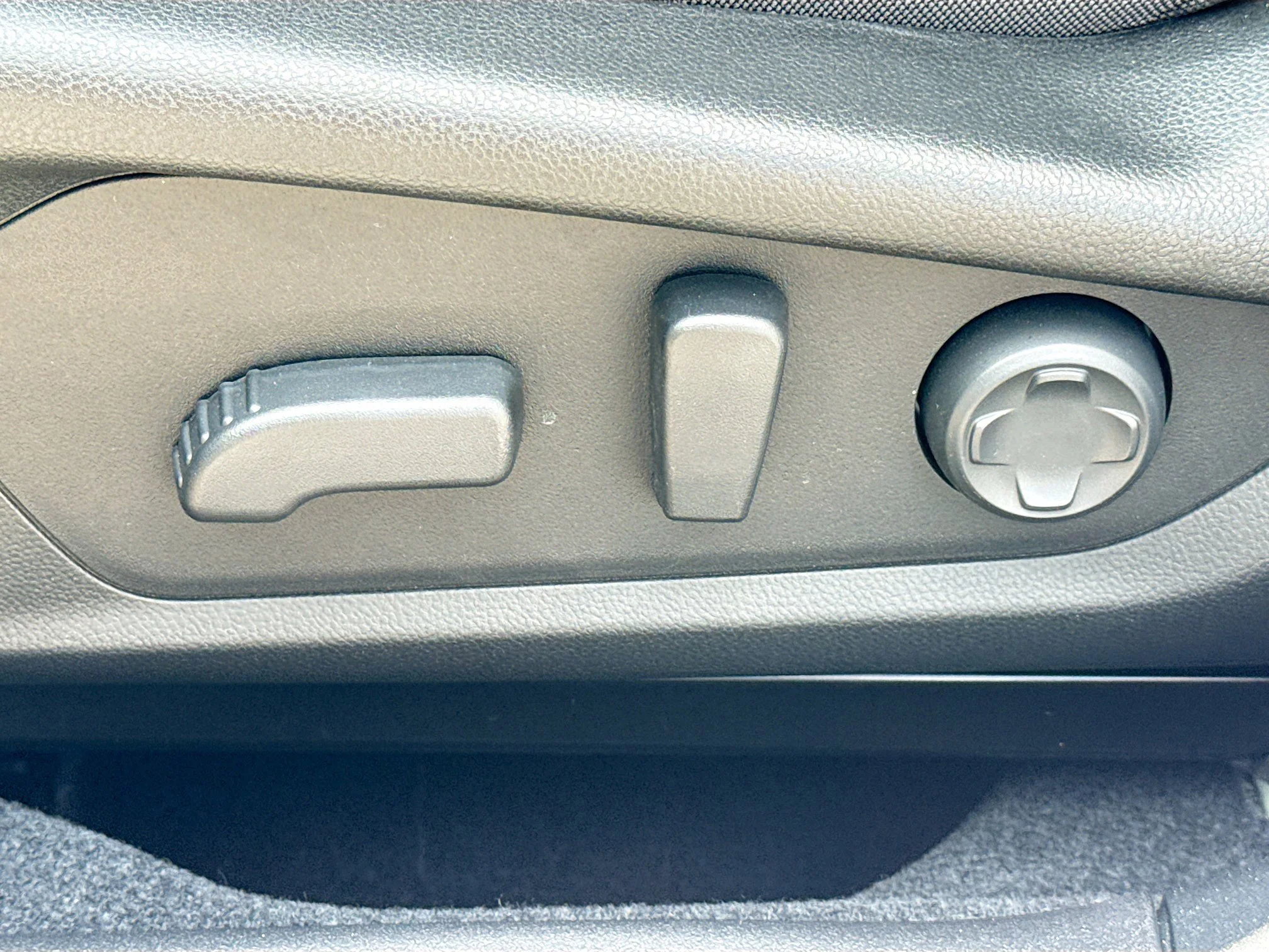 New 2026 Crystal White Pearl Subaru Touring XT image 24