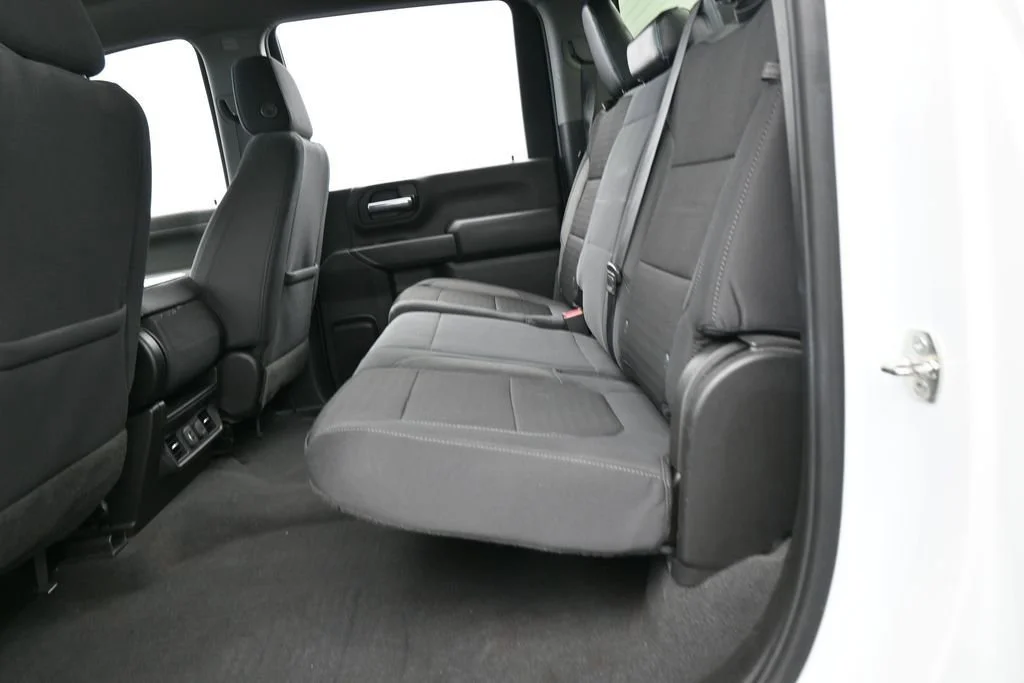 Used 2022 Summit White Chevrolet LT image 30