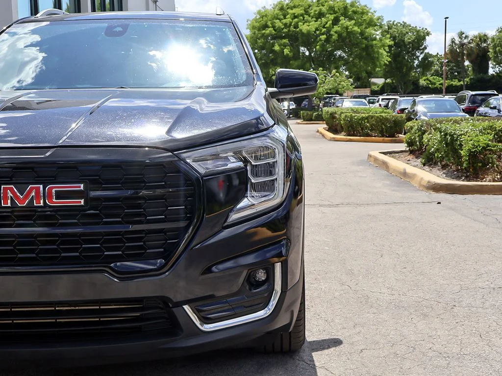 Used 2024 Black GMC SLT image 14