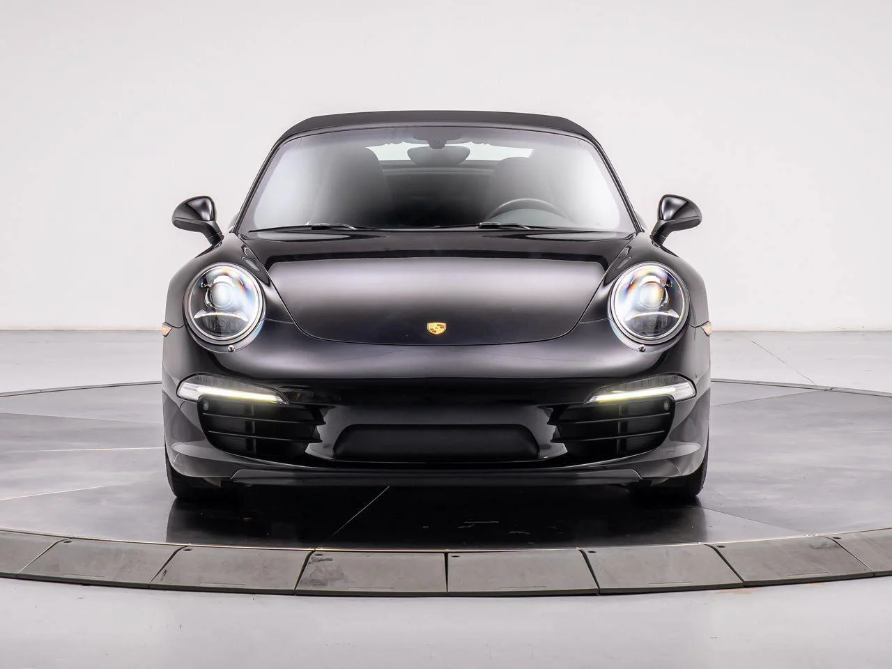 Used 2016 Black Porsche Carrera image 16