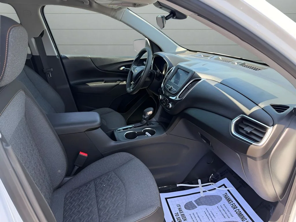 Used 2023 White Chevrolet LT image 11