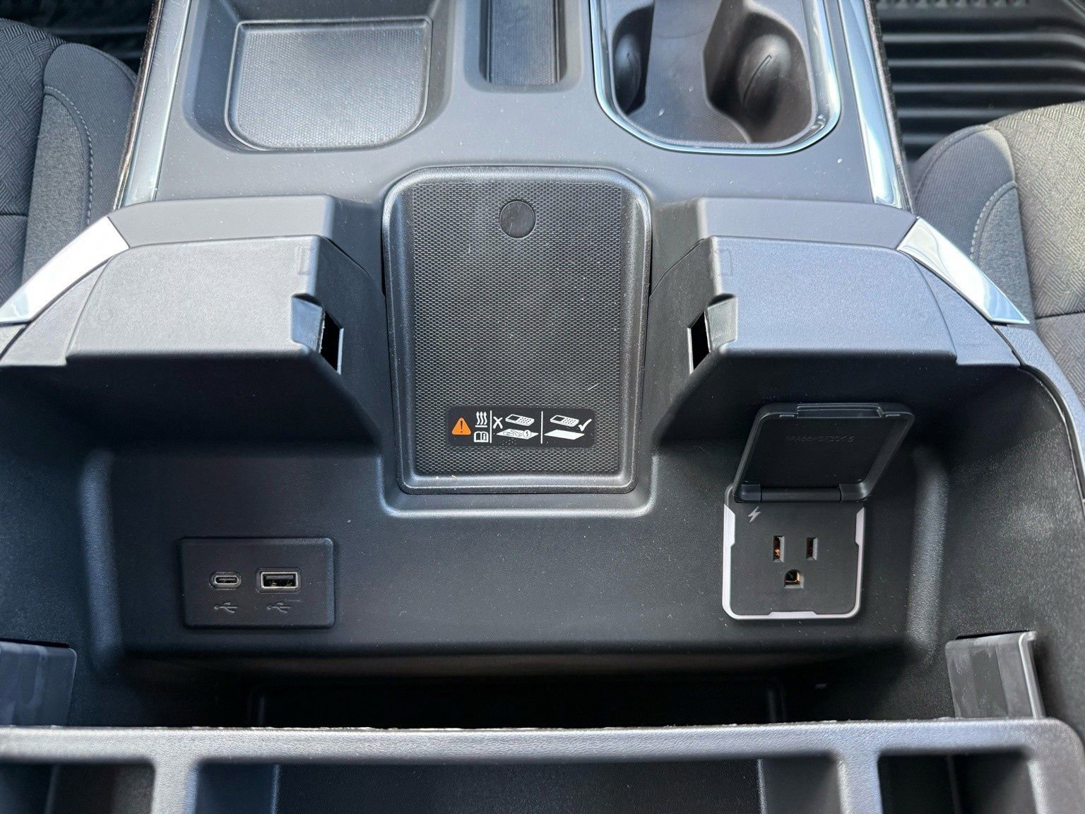 2026 Chevrolet Silverado 1500 RST - Photo 32