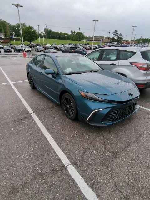 Used 2026  Toyota SE image 6