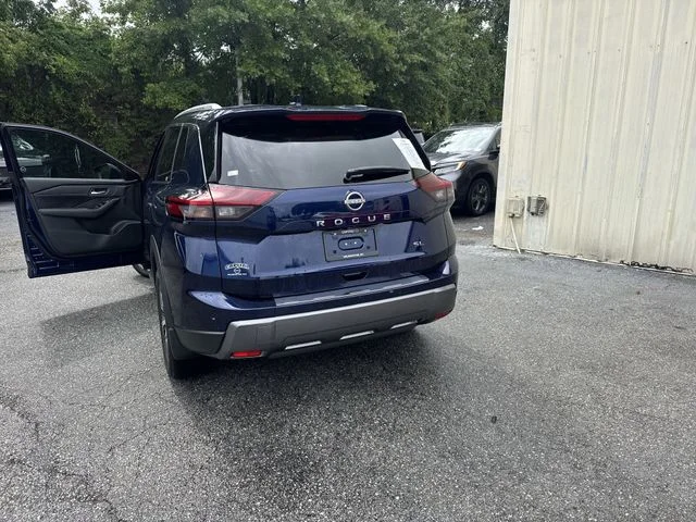 Used 2024 Blue Nissan SL image 35