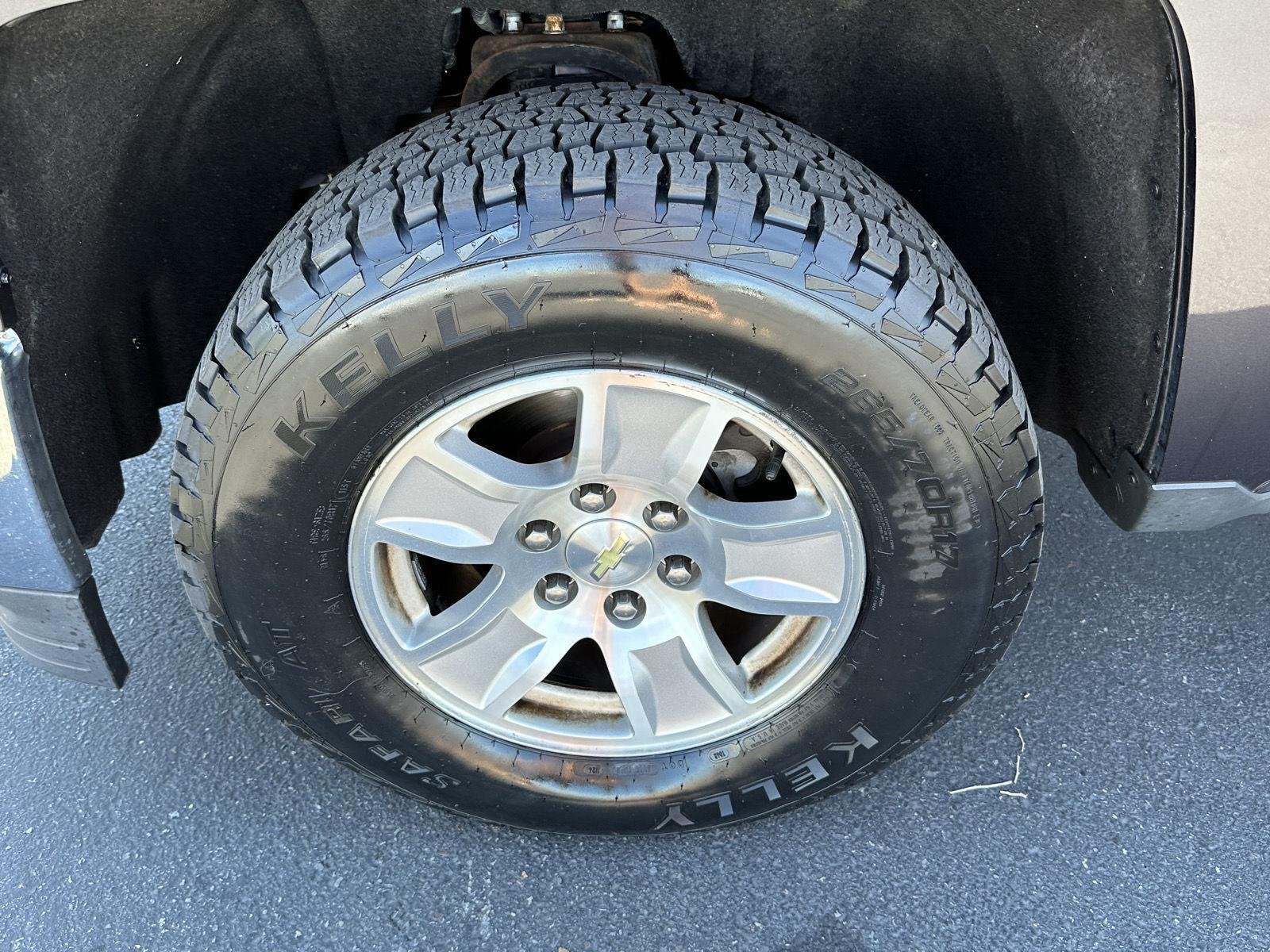 Certified Used 2015 TUNGSTEN METALLIC Chevrolet LT image 17