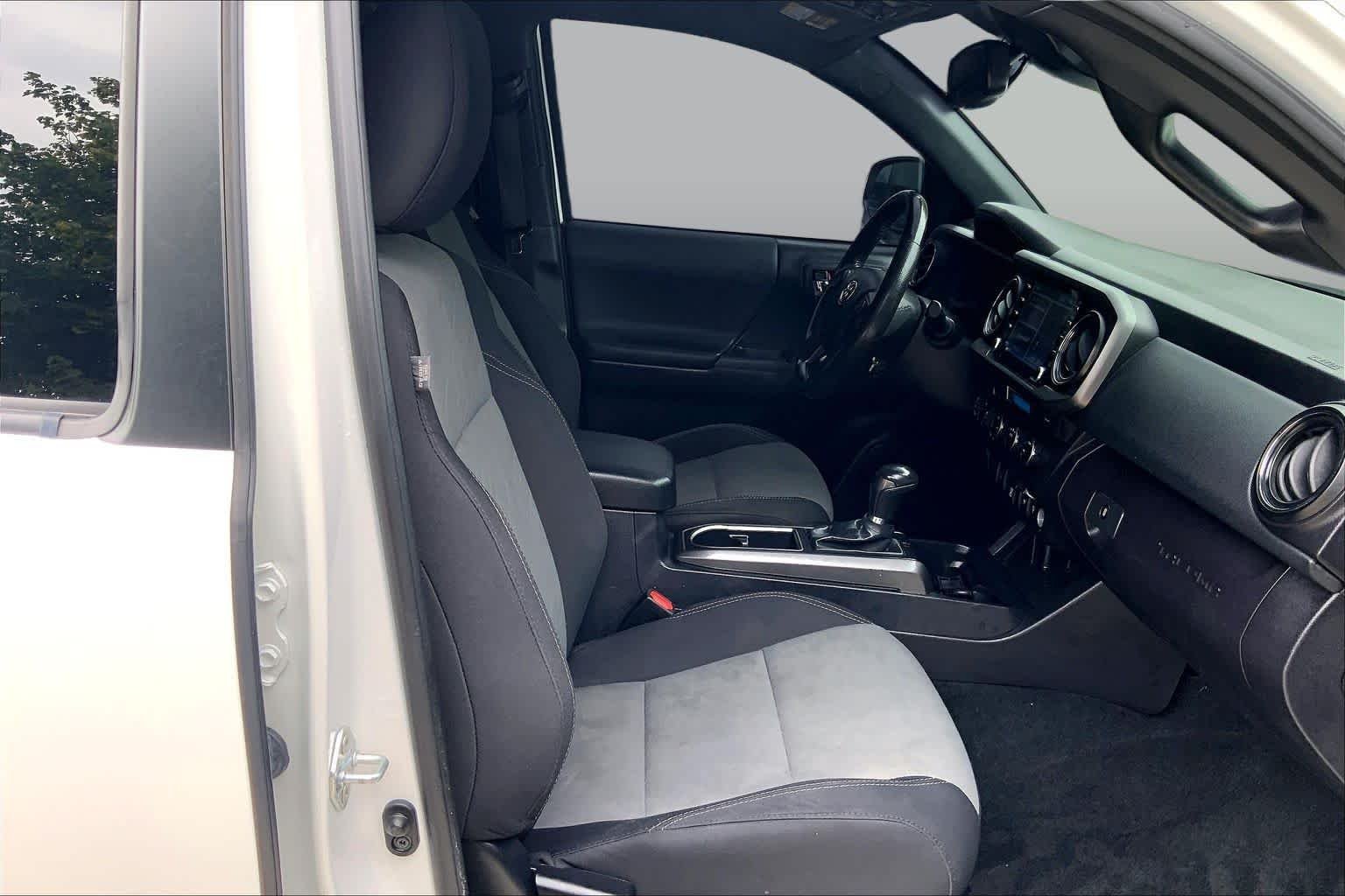 Used 2021 Super White Toyota TRD Off Road image 9