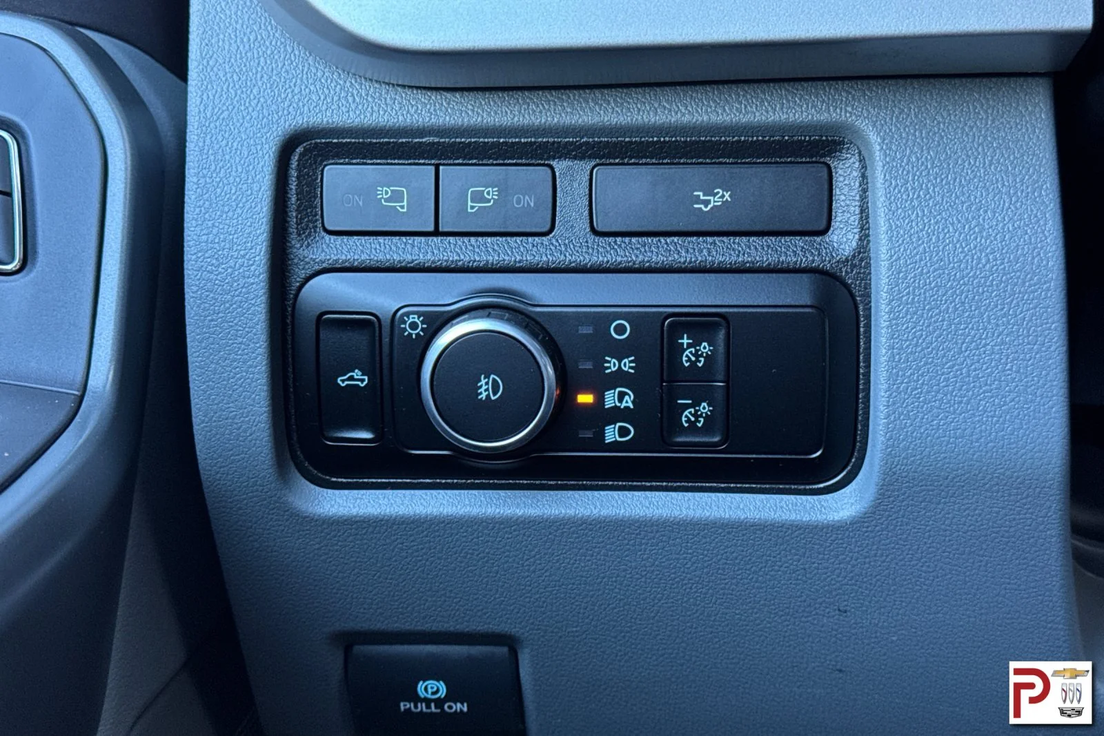 Used 2023 Gray Ford XLT image 33
