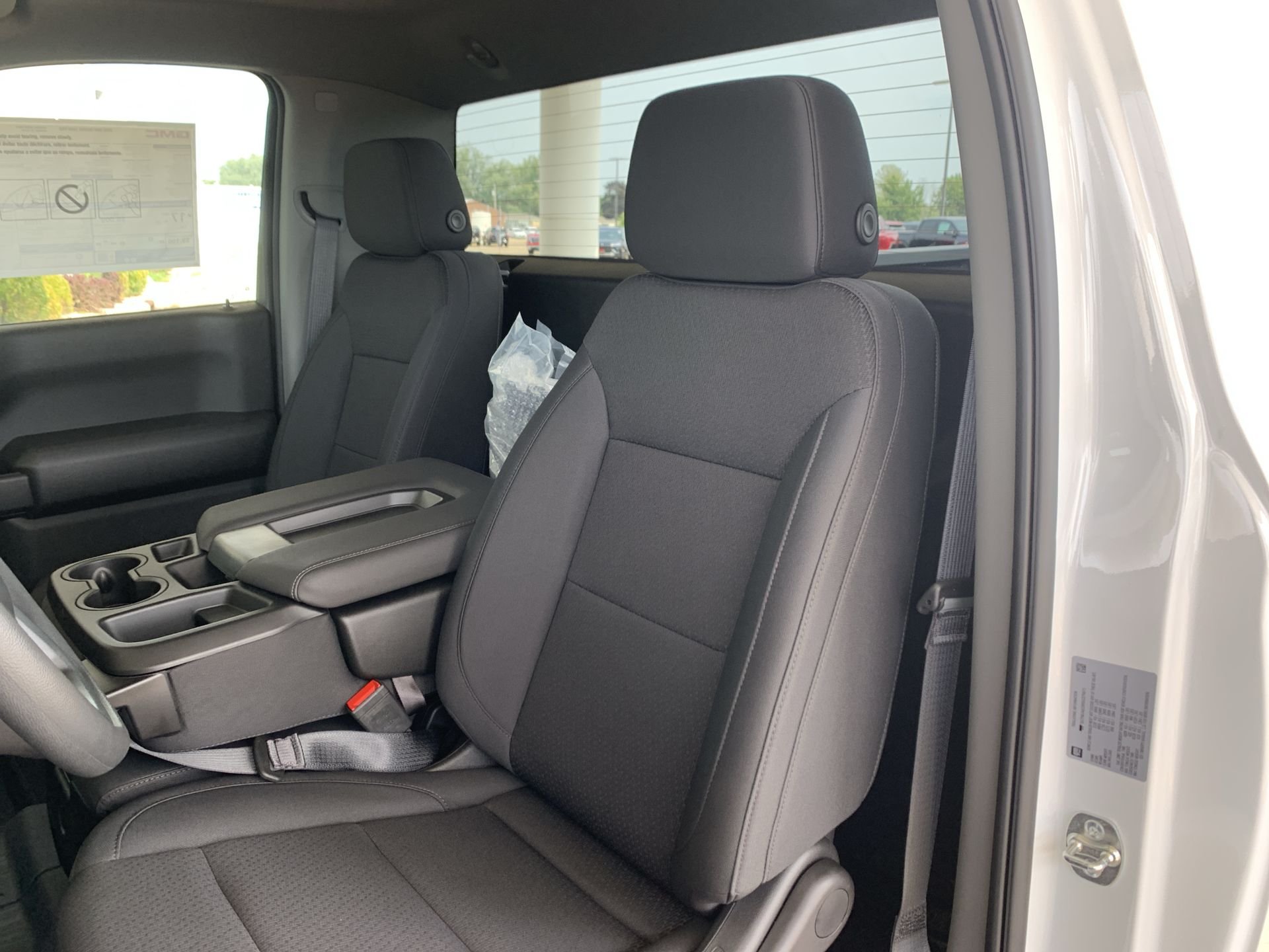 2025 GMC Sierra 1500 Pro - Photo 28