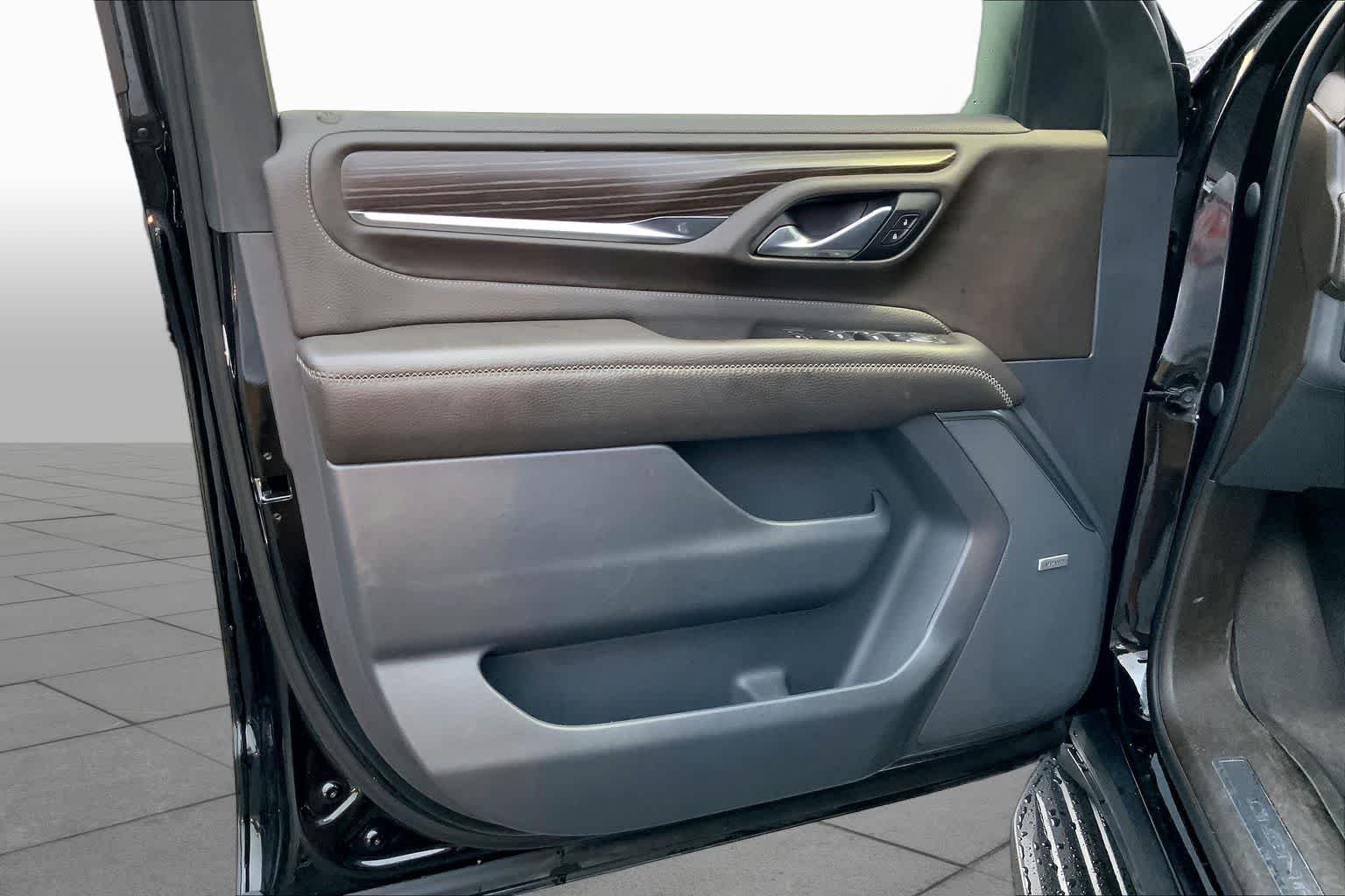 Used 2021 Onyx Black GMC Denali image 21