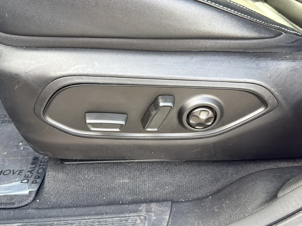 Certified Used 2023 White Jeep Altitude image 16