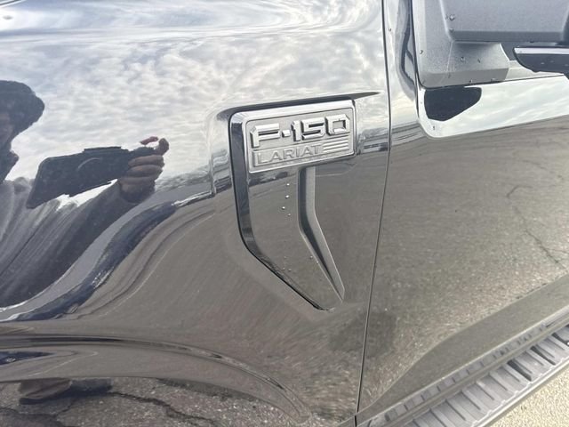 Certified Used 2025 Agate Black Metallic Ford Lariat image 12