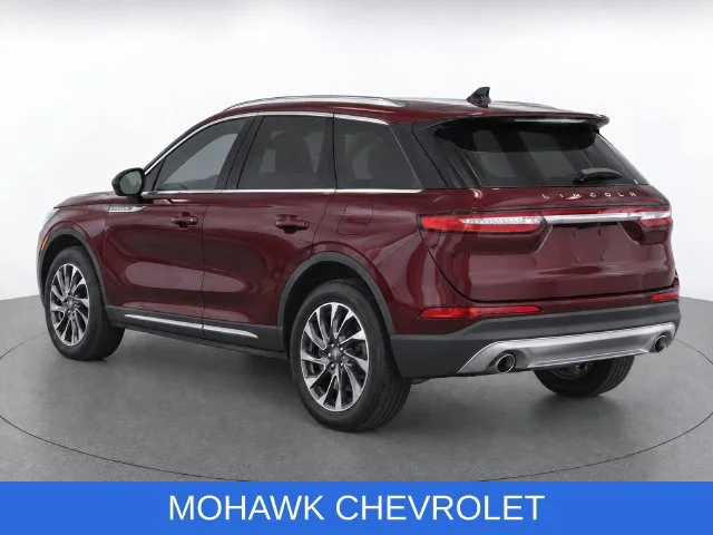 Used 2020 Red Lincoln Standard image 4