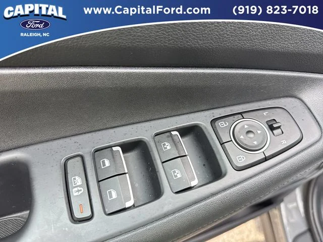 Used 2023 Gray Hyundai SEL image 21