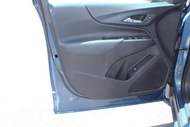 Used 2024 Lakeshore Blue Metallic Chevrolet LT image 6