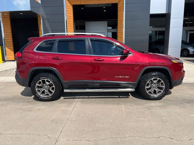 Used 2016 Red Jeep Limited image 2