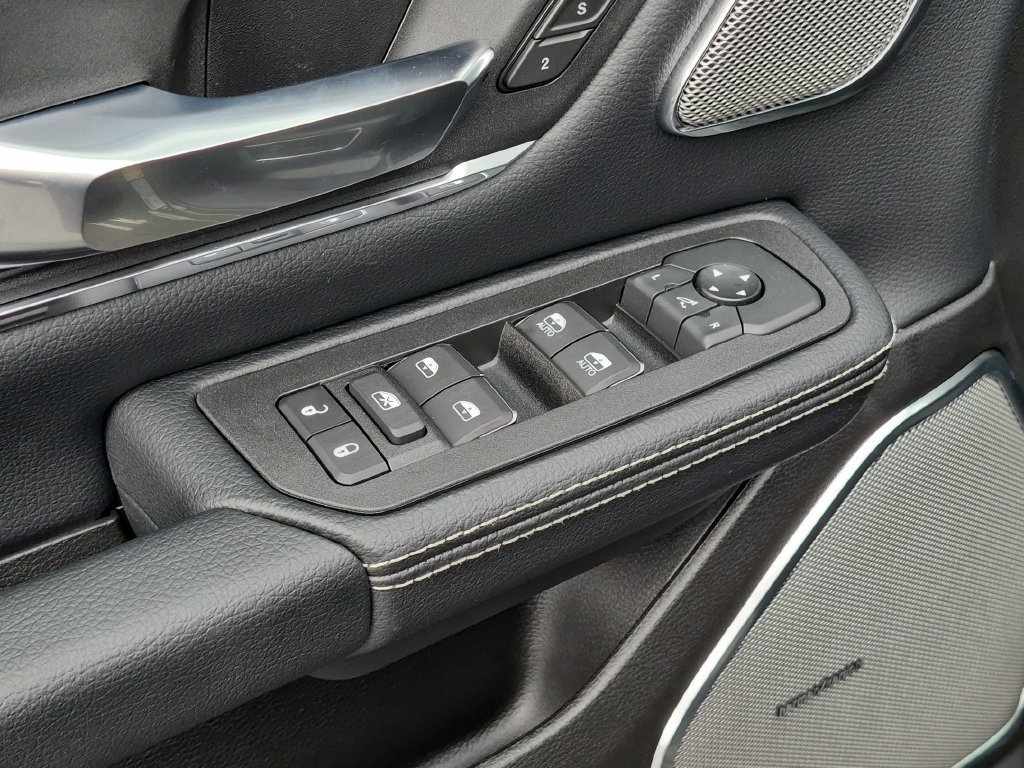 New 2027 Tank Exterior Paint RAM Laramie image 11