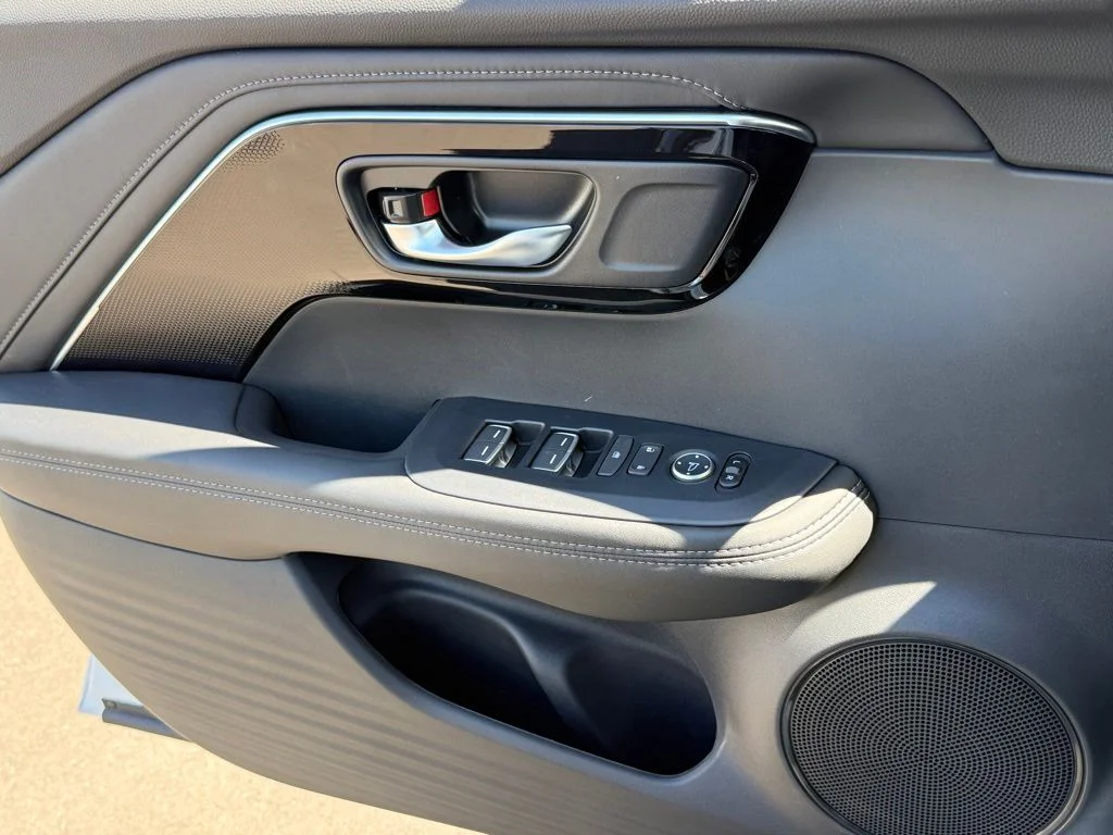 New 2026 Platinum White Pearl Acura Base image 26