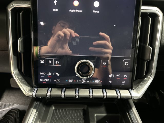 2027 GMC Acadia Elevation - Photo 18