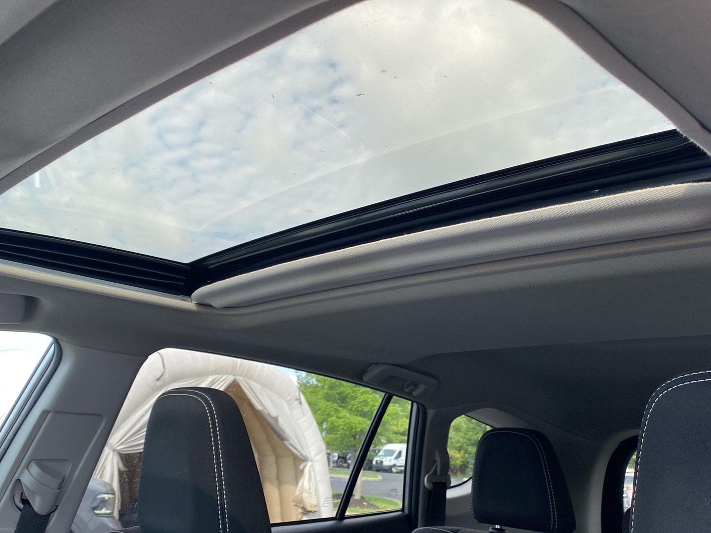 Used 2018 Silver Sky Metallic Toyota XLE image 20