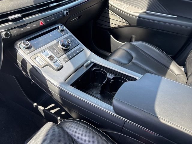 Used 2024 White Hyundai Calligraphy image 18