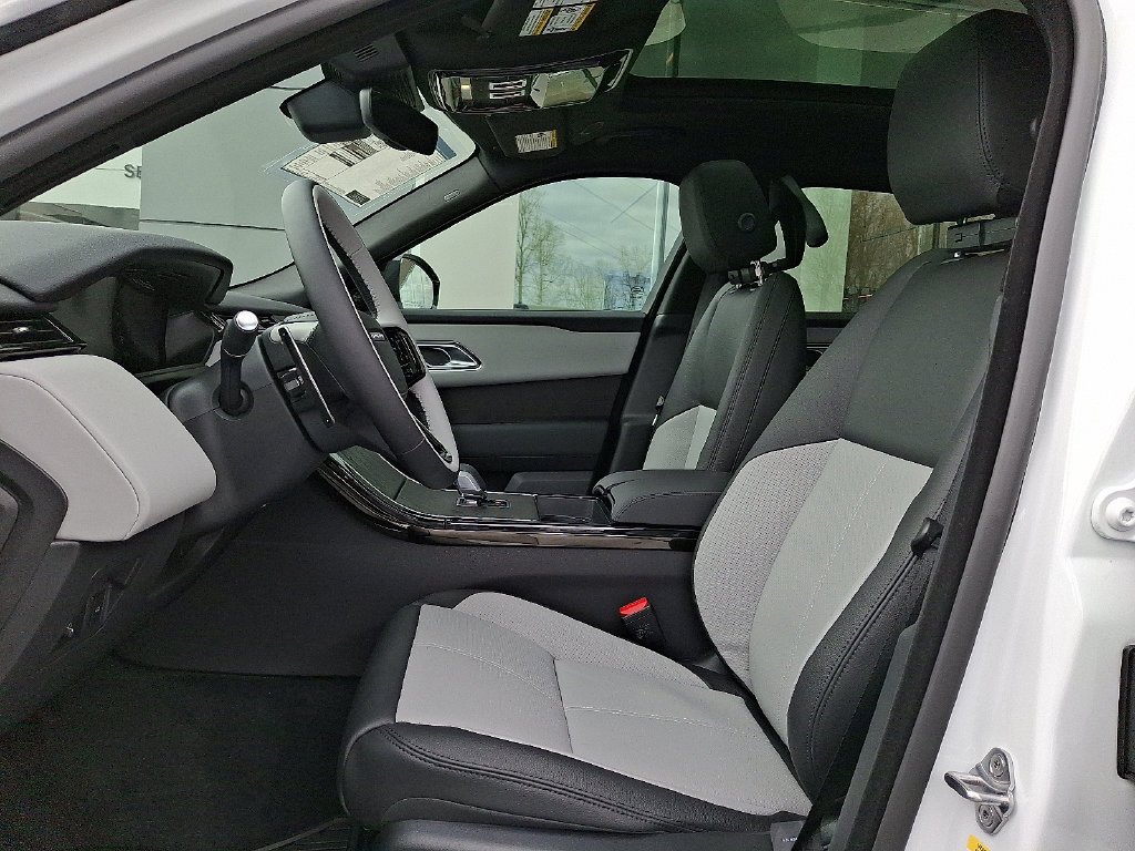 Used 2026 Fuji White Land Rover S image 9