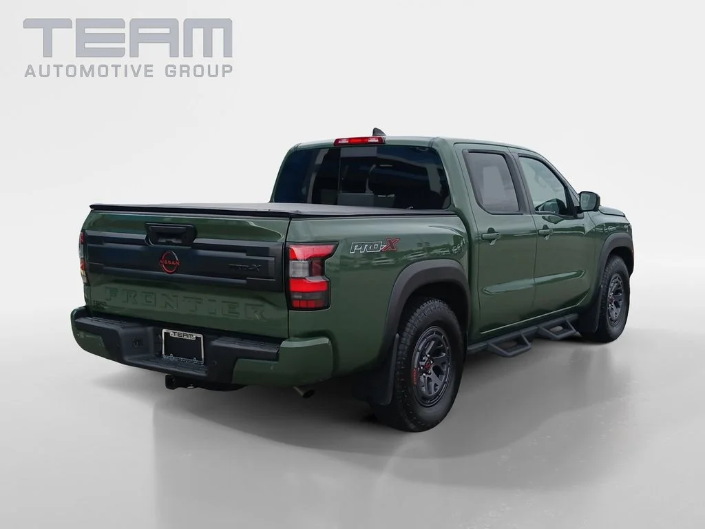 Used 2026 Green Nissan PRO-X image 7