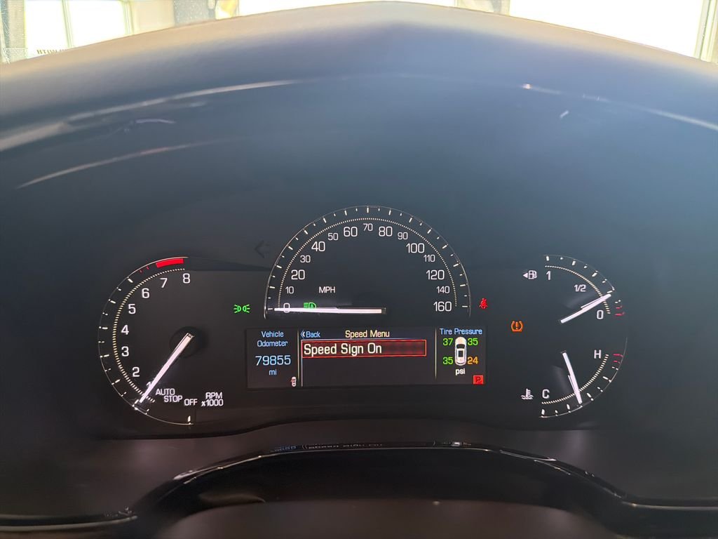 Used 2018 Silver Cadillac Luxury image 19