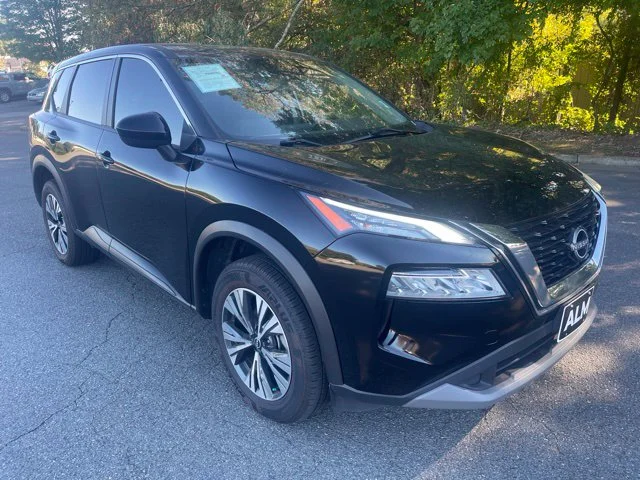 Used 2023 Black Nissan SV image 6