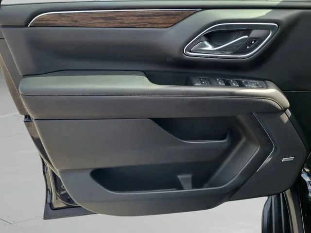 Used 2024 Black Chevrolet Premier image 19