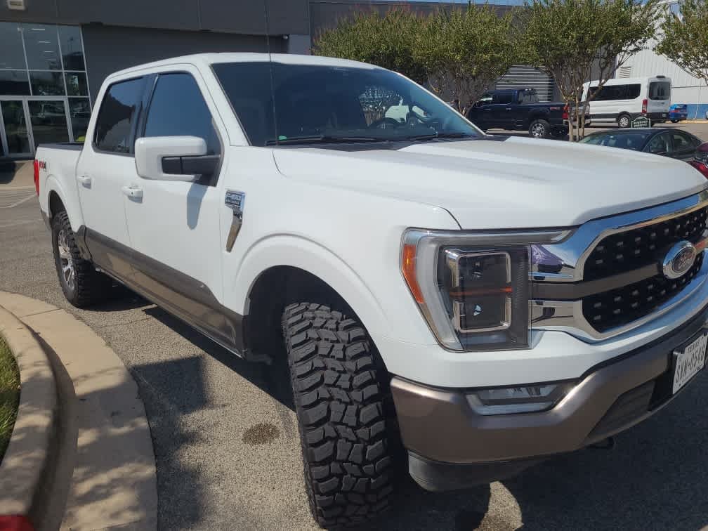 Used 2021 Oxford White Ford King Ranch image 3
