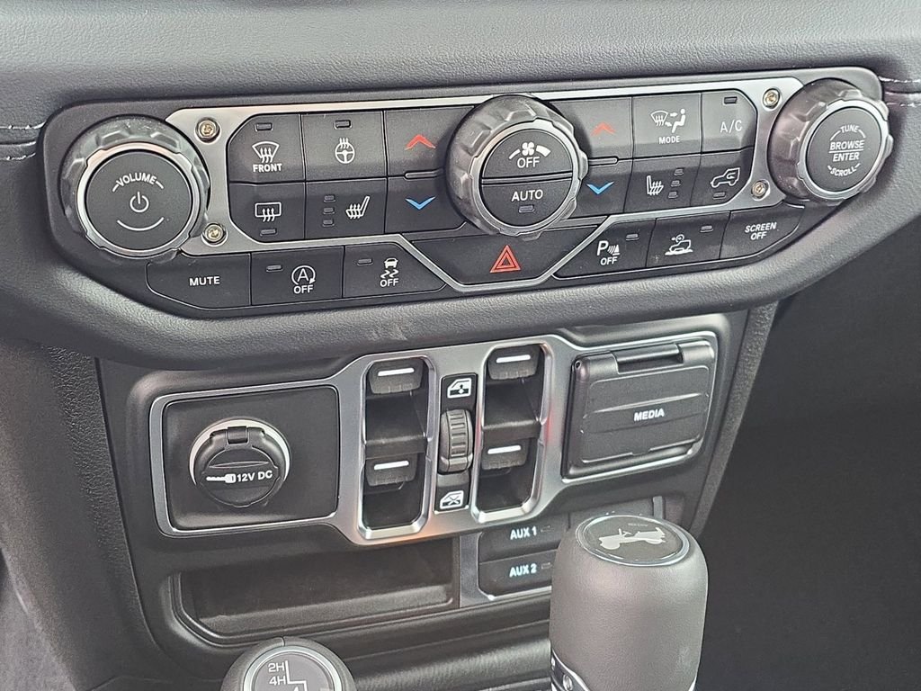 2026 Jeep Wrangler 4-Door Sahara - Photo 23