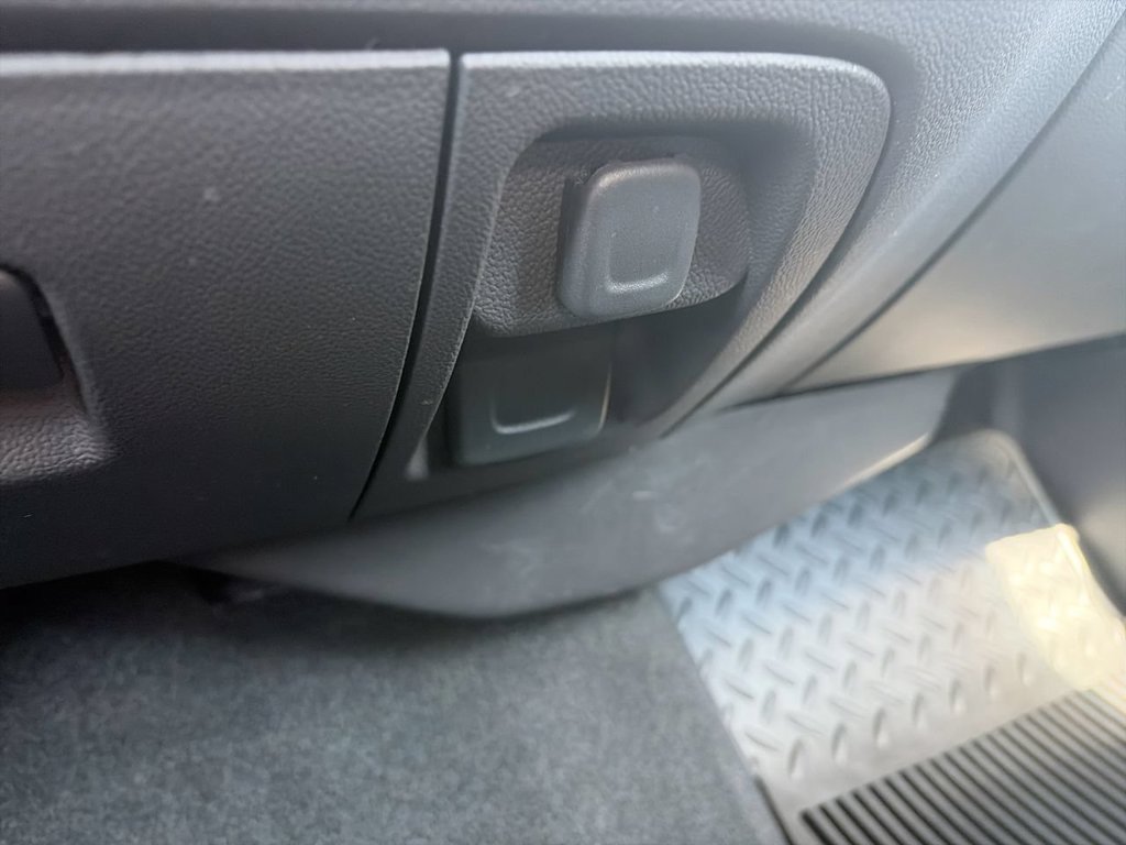 Used 2015 Blue Chevrolet LT image 18